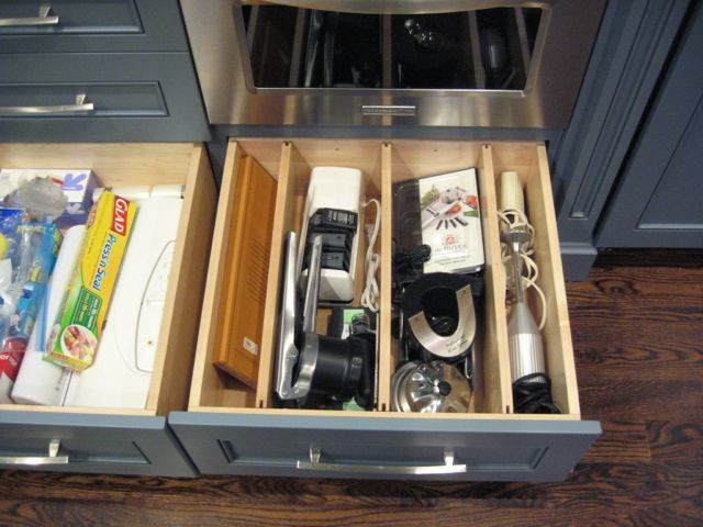 Transitional kitchen photo in New York