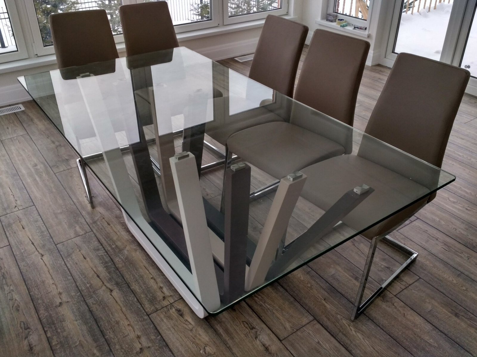 Стекло и зеркало