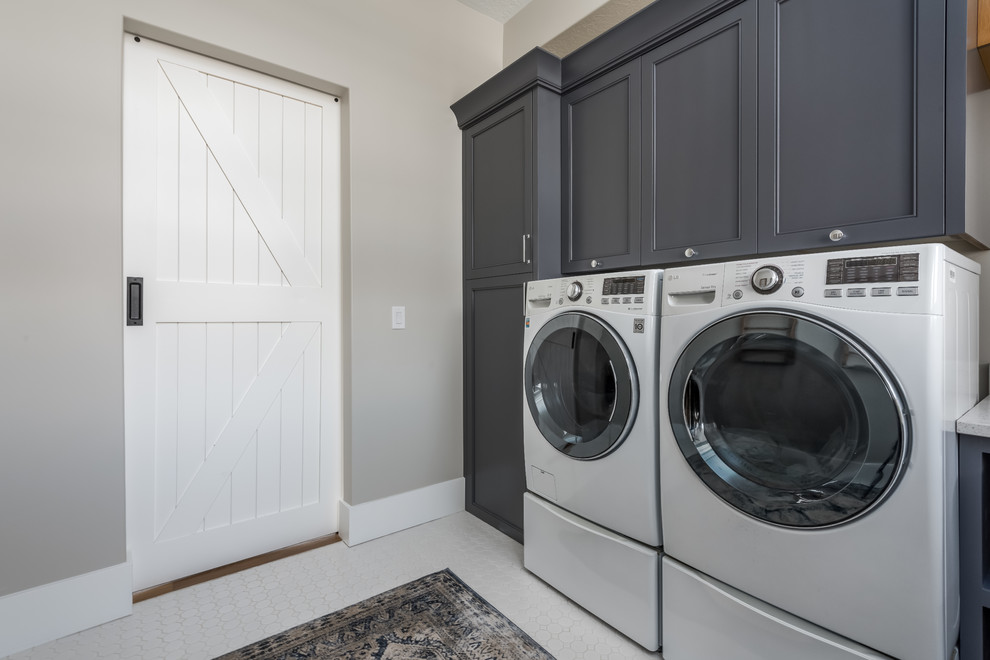Photo of a transitional laundry room in Salt Lake City.