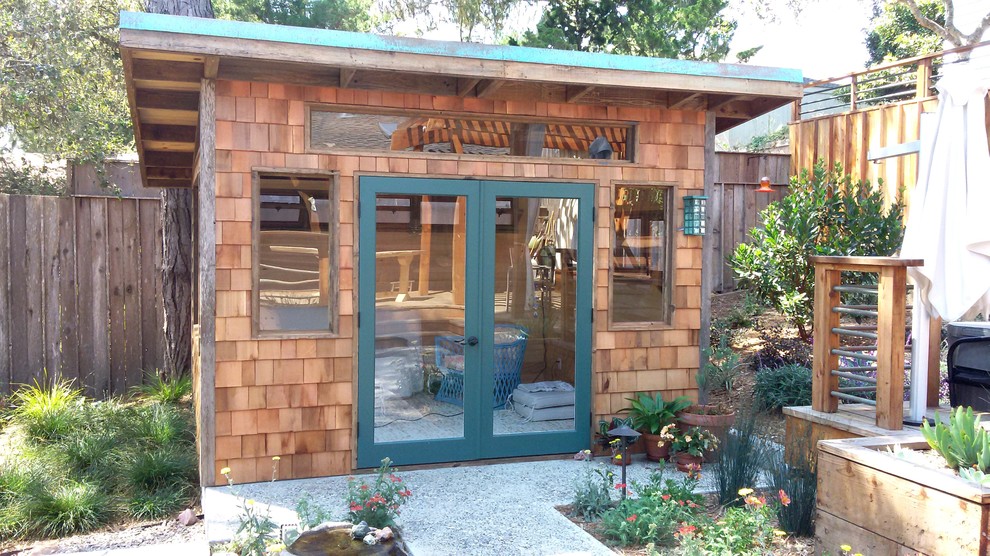 Design ideas for a mid-sized transitional detached granny flat in San Luis Obispo.