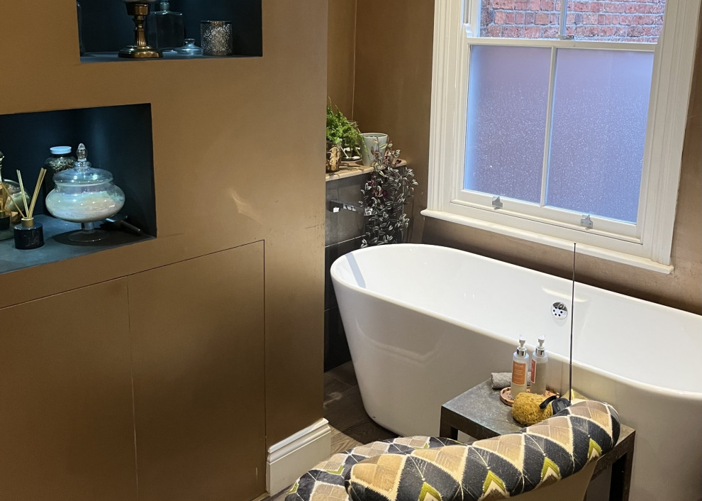Luxury Bathroom - Private House