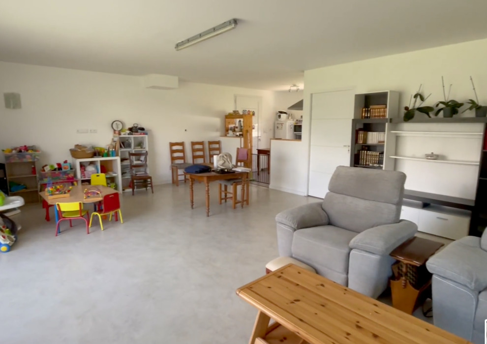 Aménagement d'une ancienne maison d'assistantes maternelles