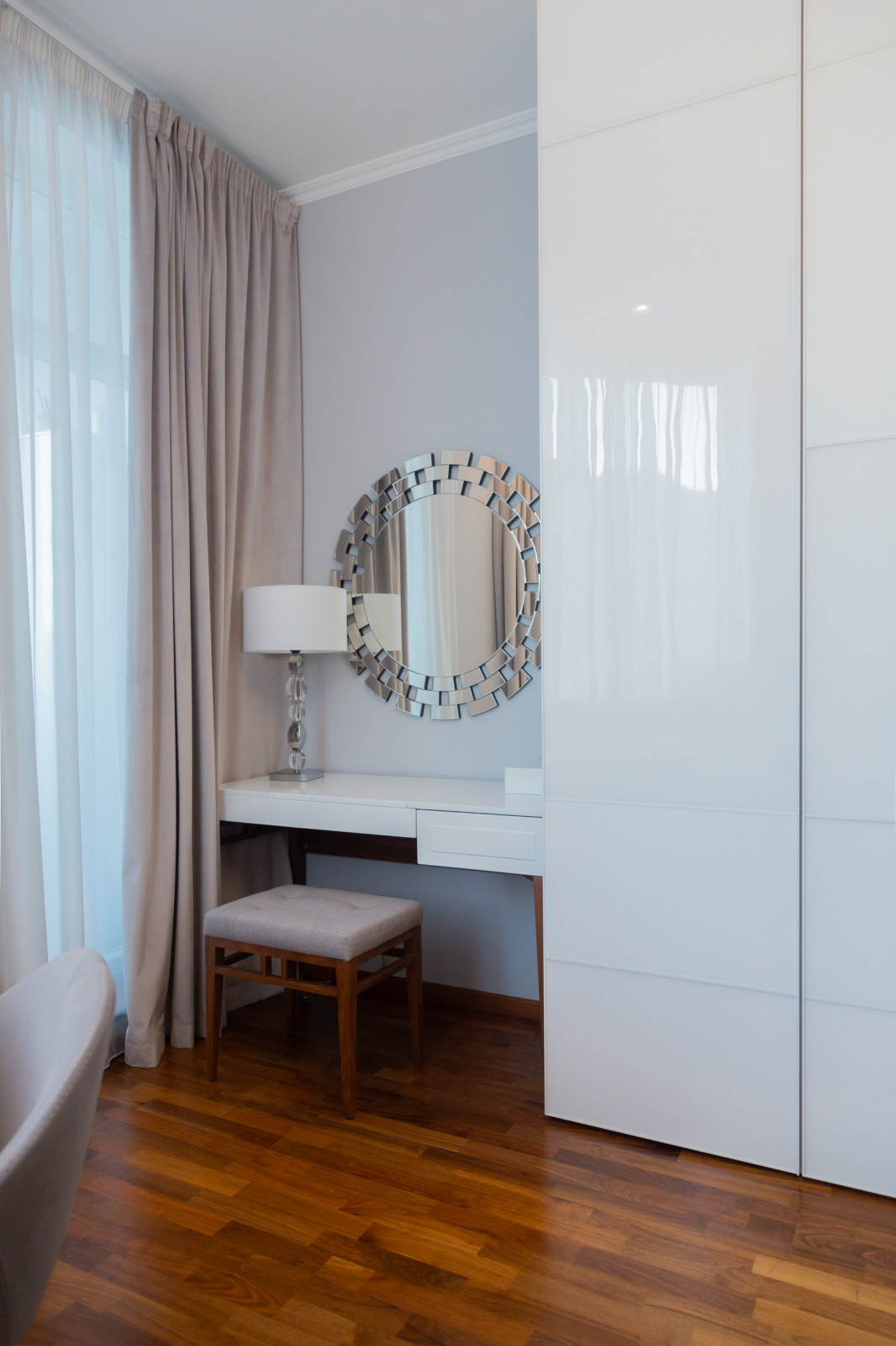 Декорирование комнаты молодой девушки