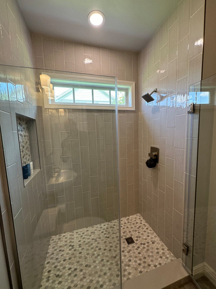 Walk-In Shower with Floor-to-Ceiling Tile