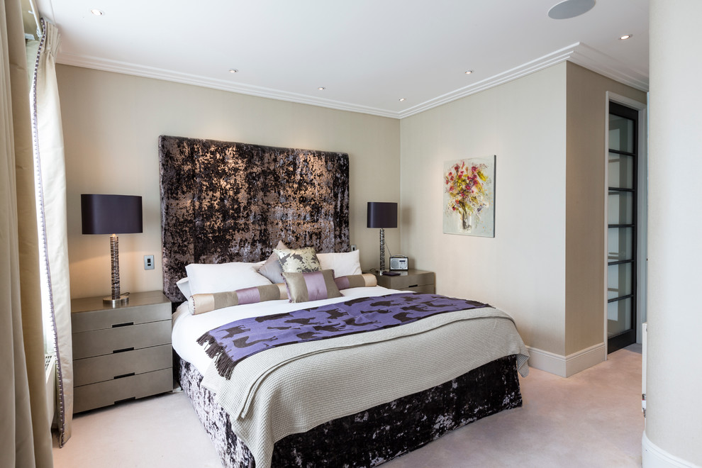This is an example of a modern bedroom in Surrey.