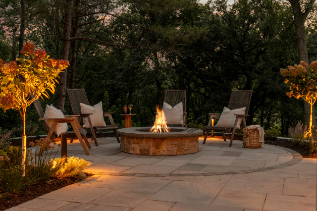 Cool California fusion-courtyard