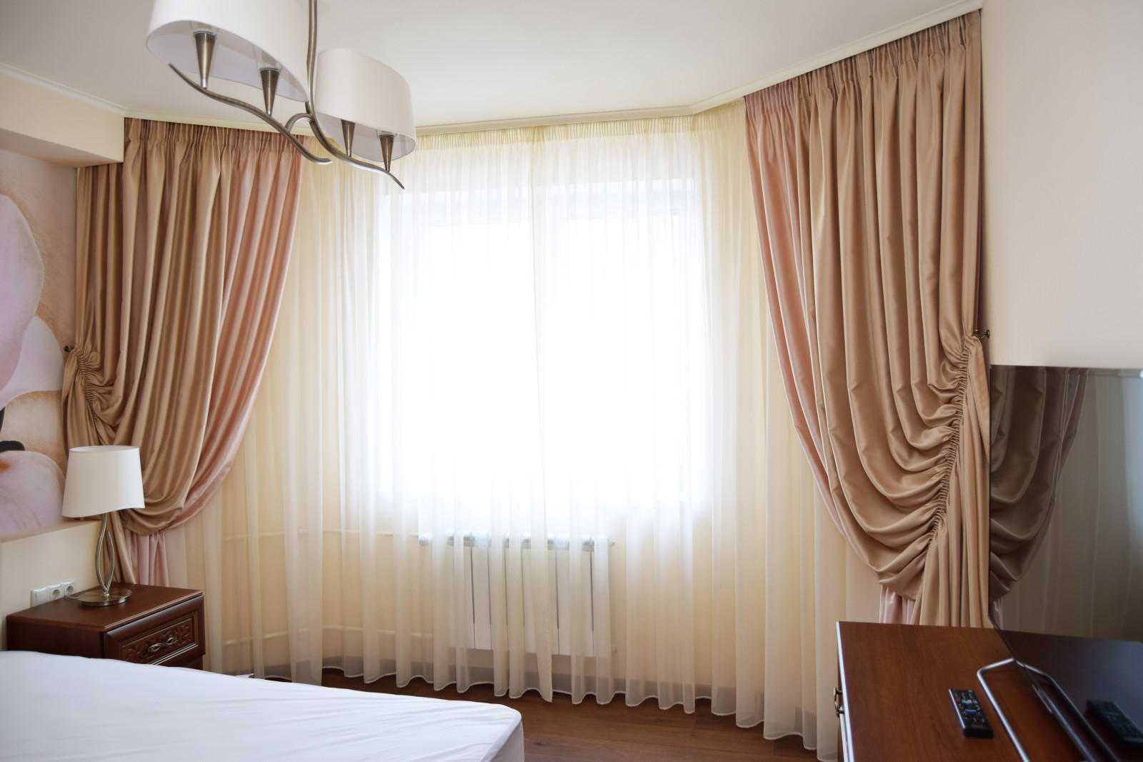 Трехкомнатная квартира для молодой девушки