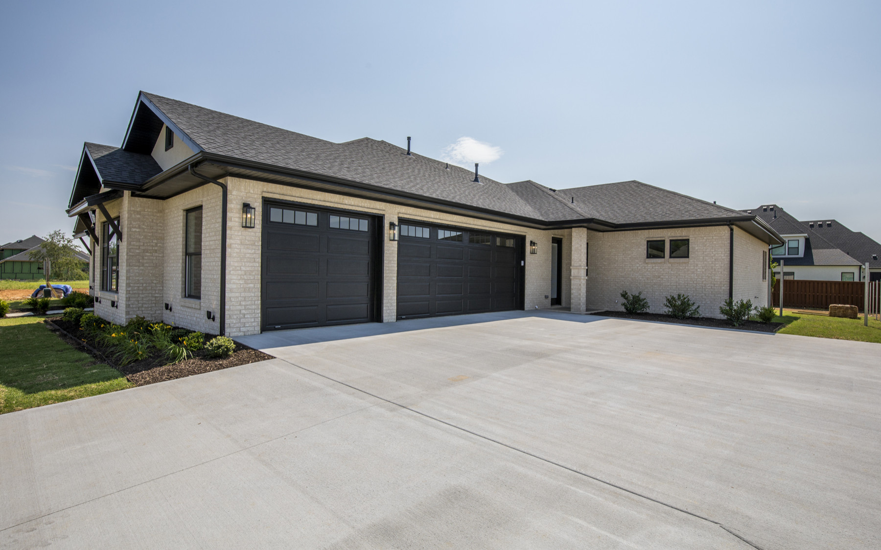 ST142_4306 S 86th Street