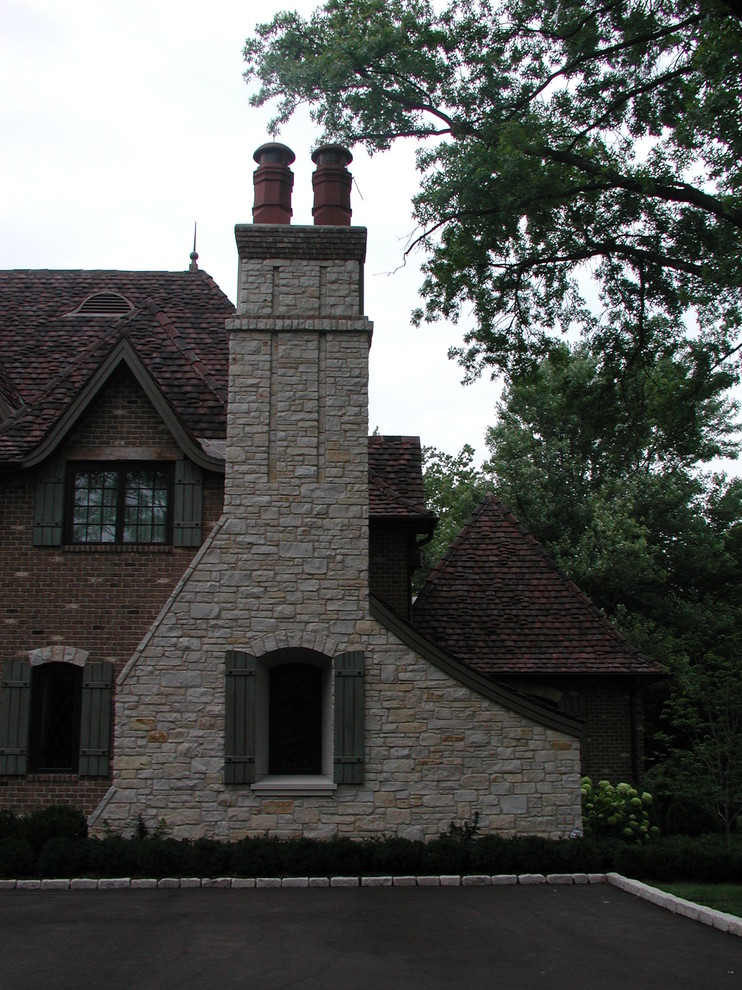 Photo of a traditional exterior in St Louis.