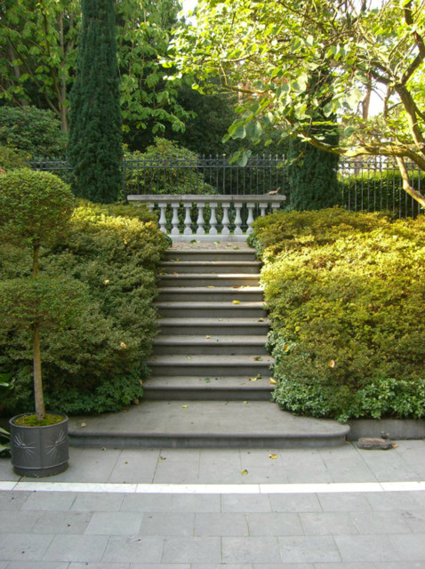 Treppendesign contemporary-garden