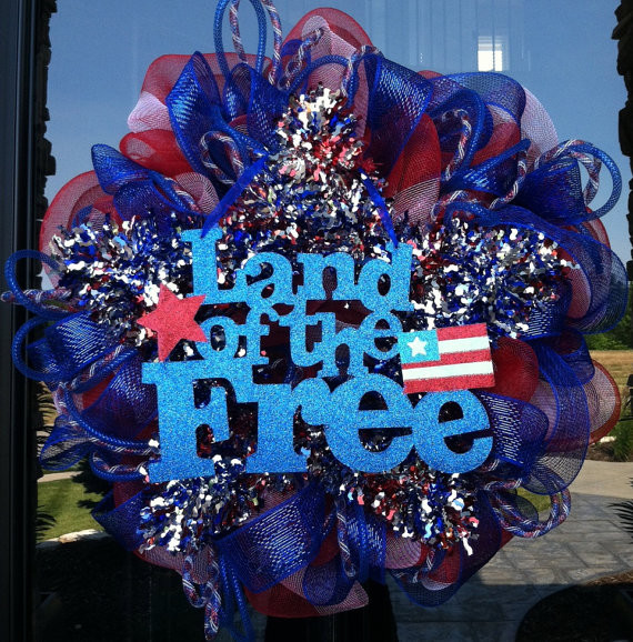 Patriotic Star Fourth of July Wreath by Dziner Doorz
