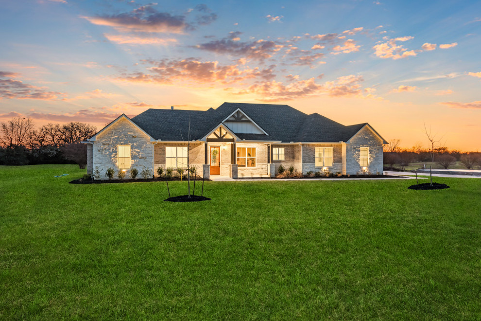 Project Saddle & Stone