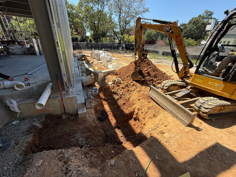 090125 - TES3101 Pipe Trenching