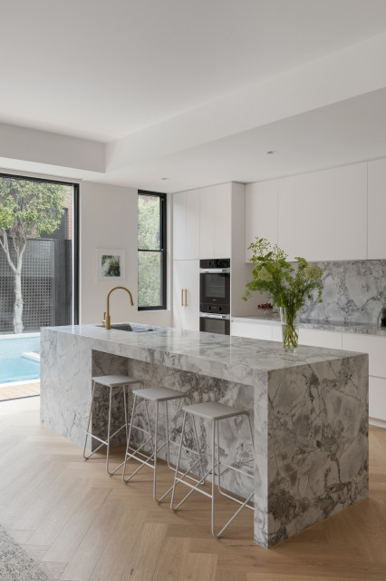 2-Squared contemporary