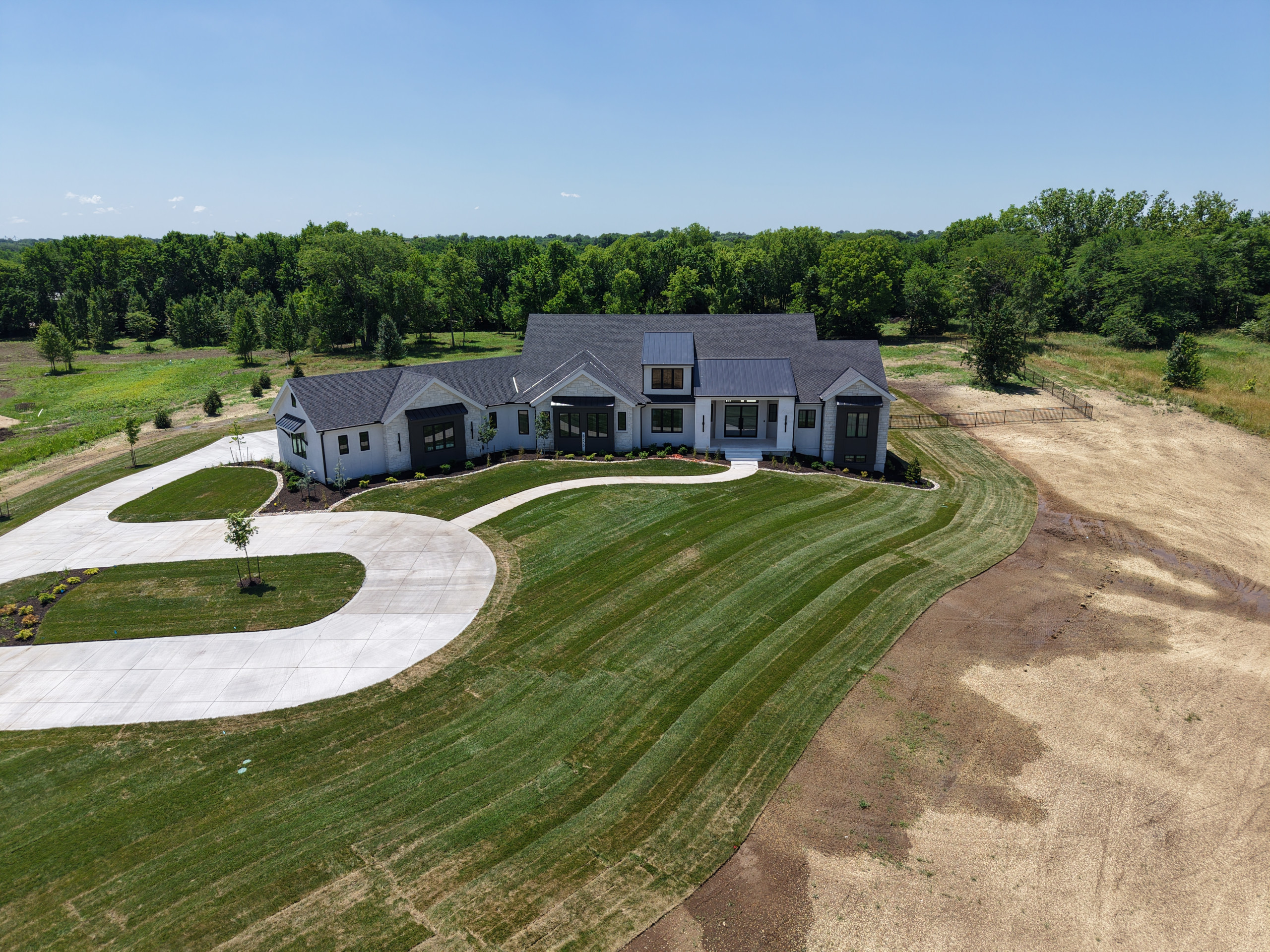 Oakleaf Ridge Estates, Stilwell, KS Lot 31, Custom Build