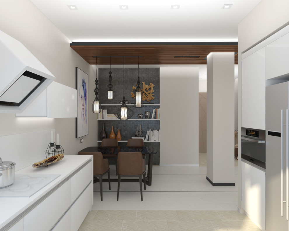 НА КОНТРАСТАХ