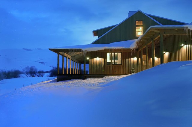 Ranch House Rustic - New Construction rustico-fachada