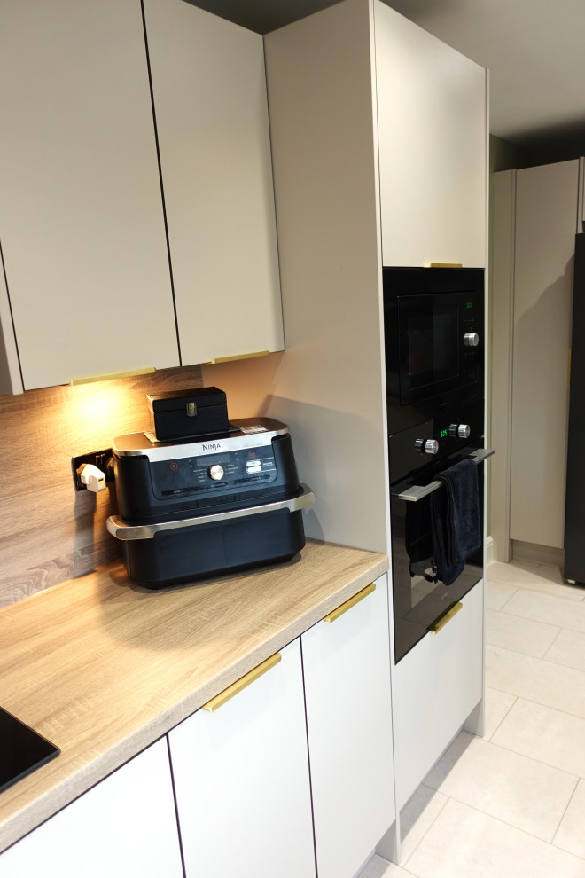 The Barwell Kitchen II - Sodermalm - RRP £20,000 - Luxe Price £17,900