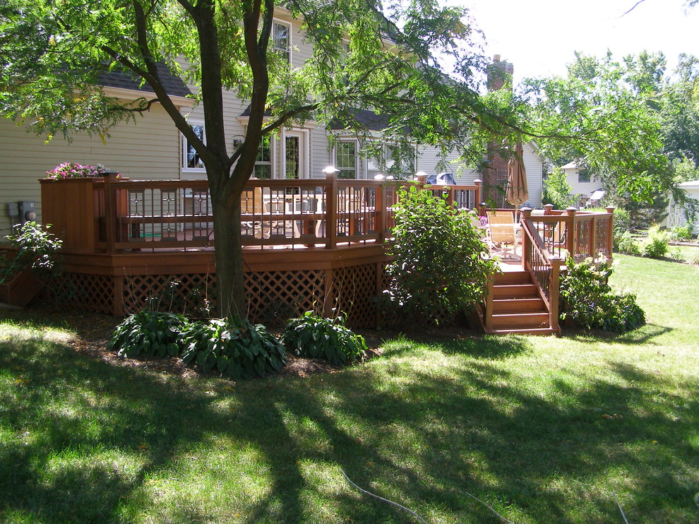 Example of a classic deck design in Chicago