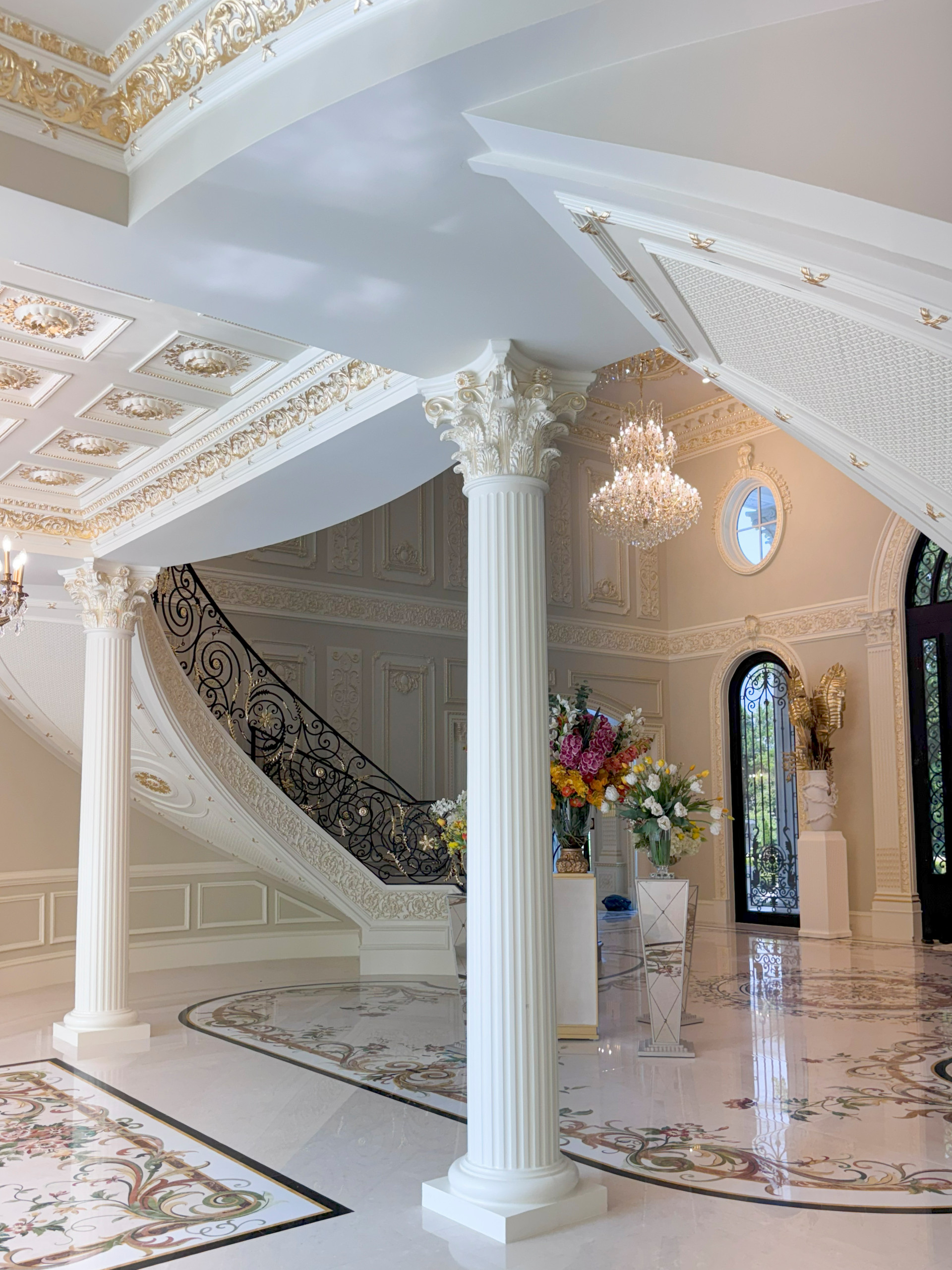 135_Vibrant Staircase with Touch of Historic Grandeur, Great Falls, VA 22066
