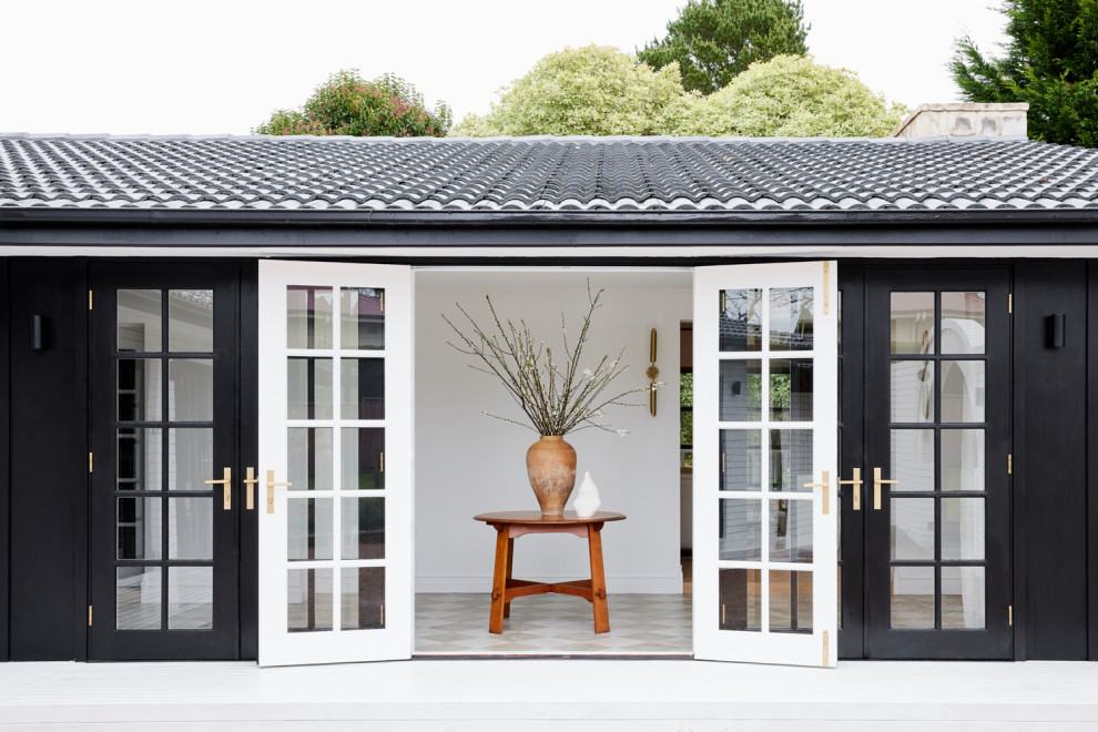 Photo of a transitional shed and granny flat in Wollongong.