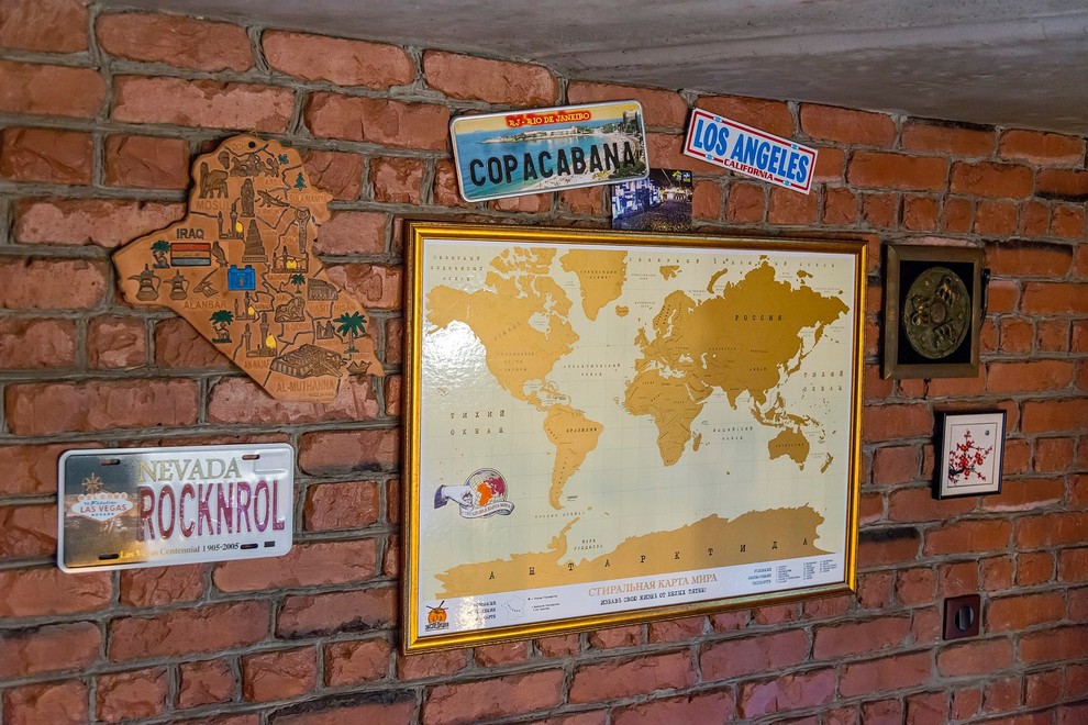 Антресоль, кабинет