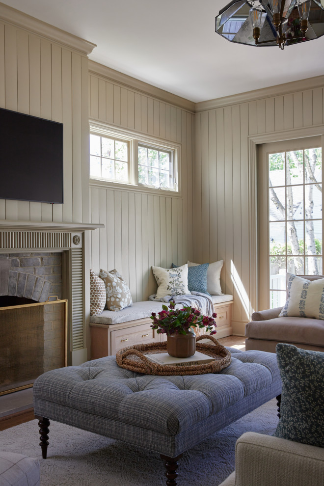 Pillement House - Farmhouse - Living Room - Chicago - by Laura Design ...