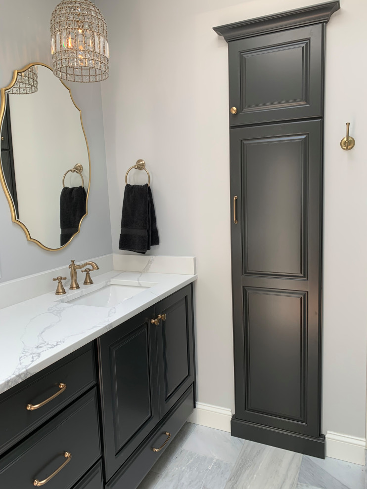Home design - transitional home design idea