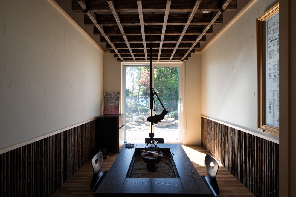 他の地域にある和風のおしゃれな住まいの写真