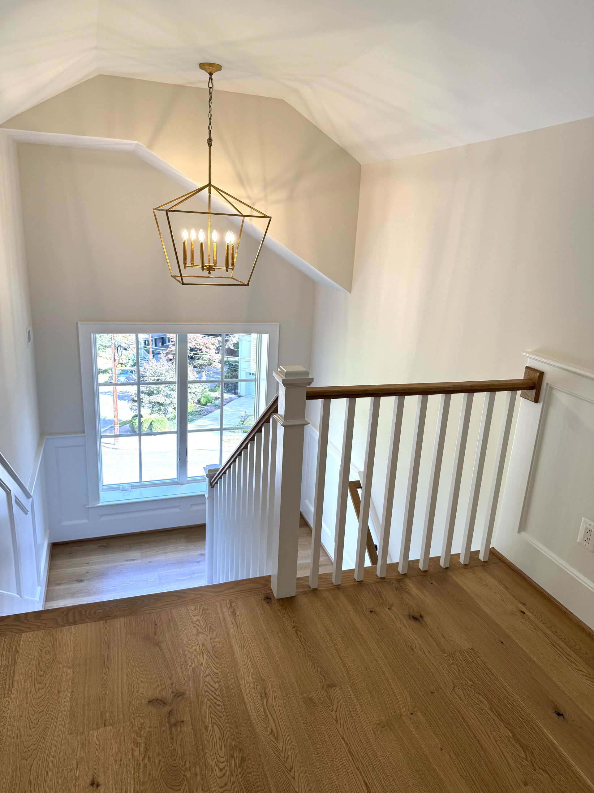 141_Timeless U Shaped Stair with Traditional Box Newels, Arlington, VA 22207