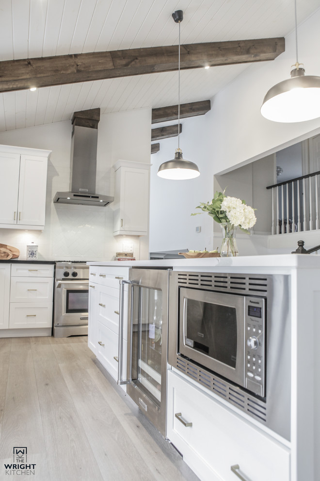 Inspiration for a transitional kitchen remodel in Toronto