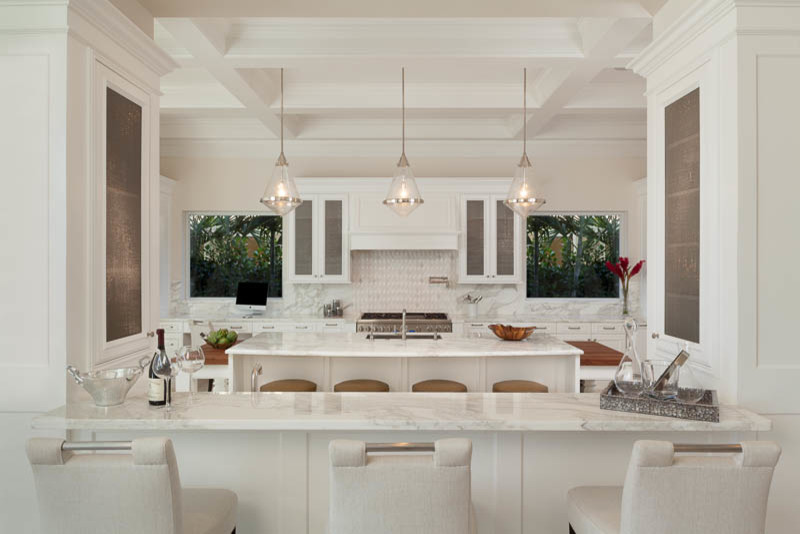 Transitional kitchen photo in Miami