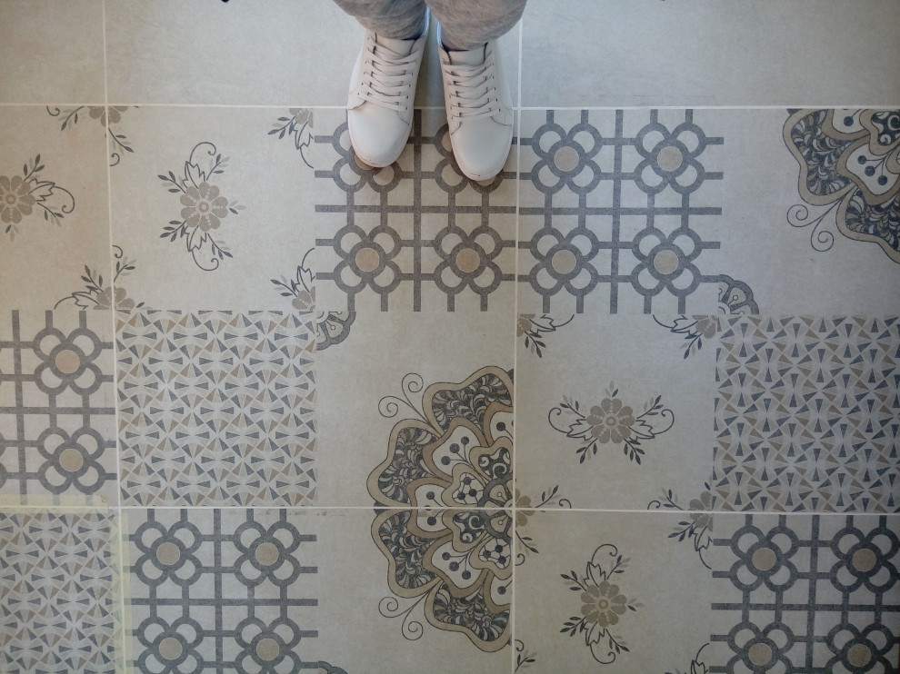 Кафель и ламинат. Стык в стык. Без порожков.