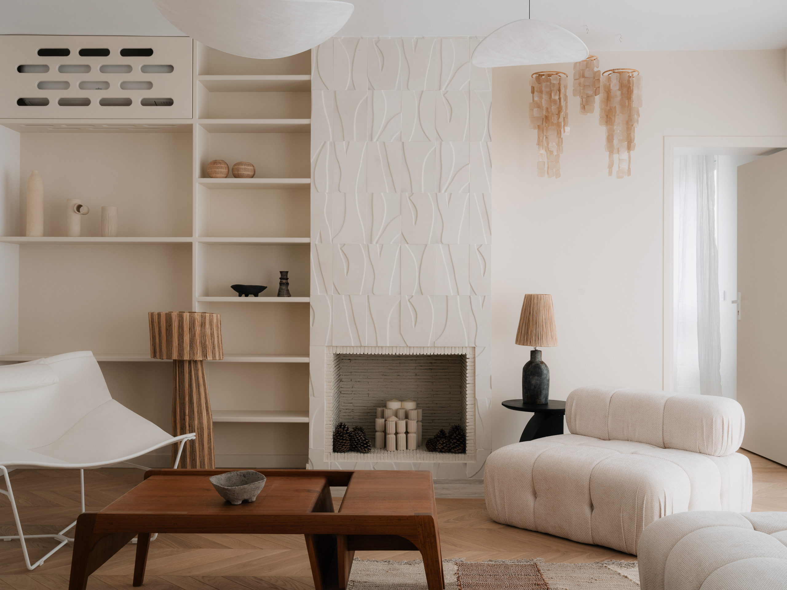 Inspiration for a scandinavian living room remodel in Paris