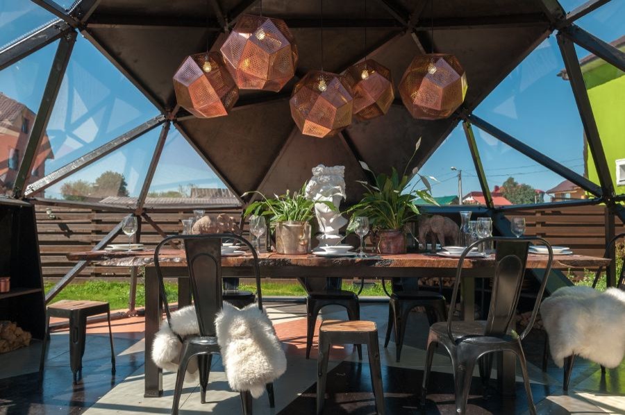 Первый канал "Фазенда" - Садовая беседка