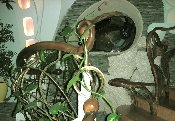 Окно в бассейн