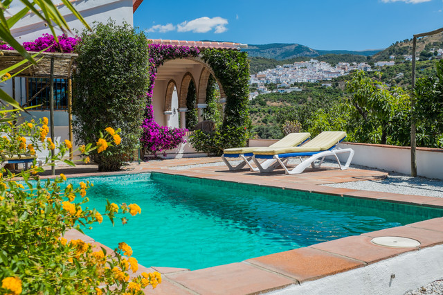 2015 Junio mediterraneen-piscine