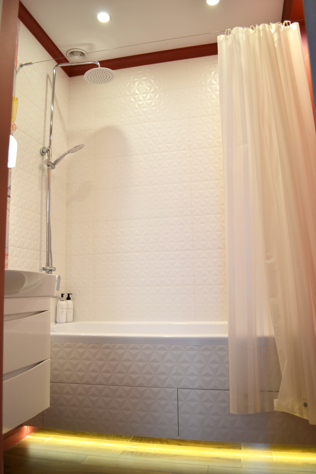 Пальмы в снегу ванна