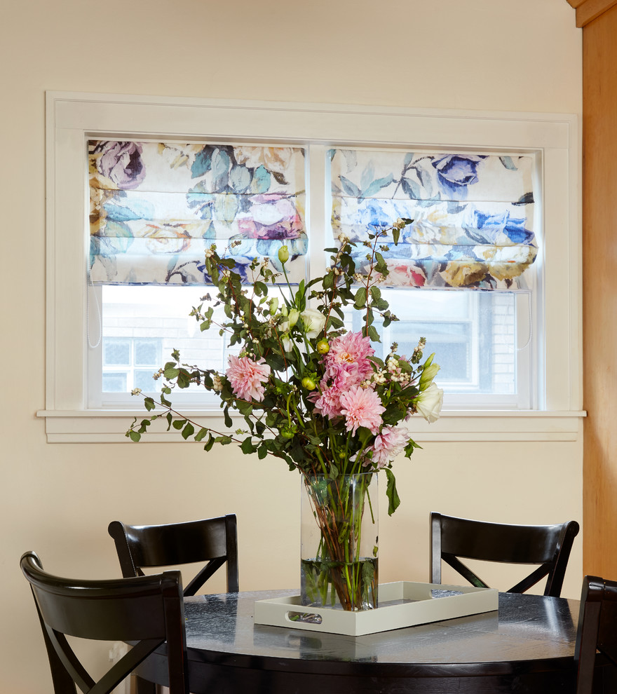 Home design - small transitional home design idea in Chicago