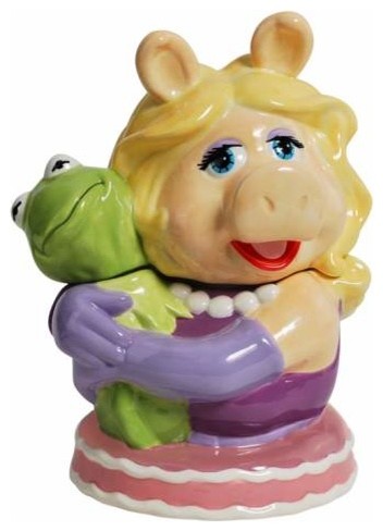 11 Inch Miss Piggy Hugging Kermit Painted Ceramic Cookie Jar