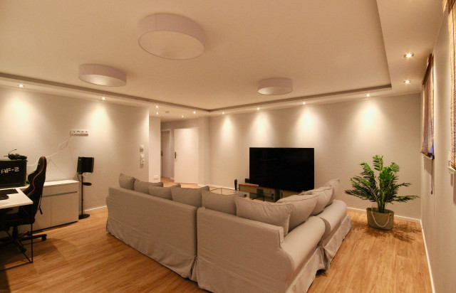 Neubau Erstbezug Souterrain - Erste Wohnung nach dem Abitur family-room