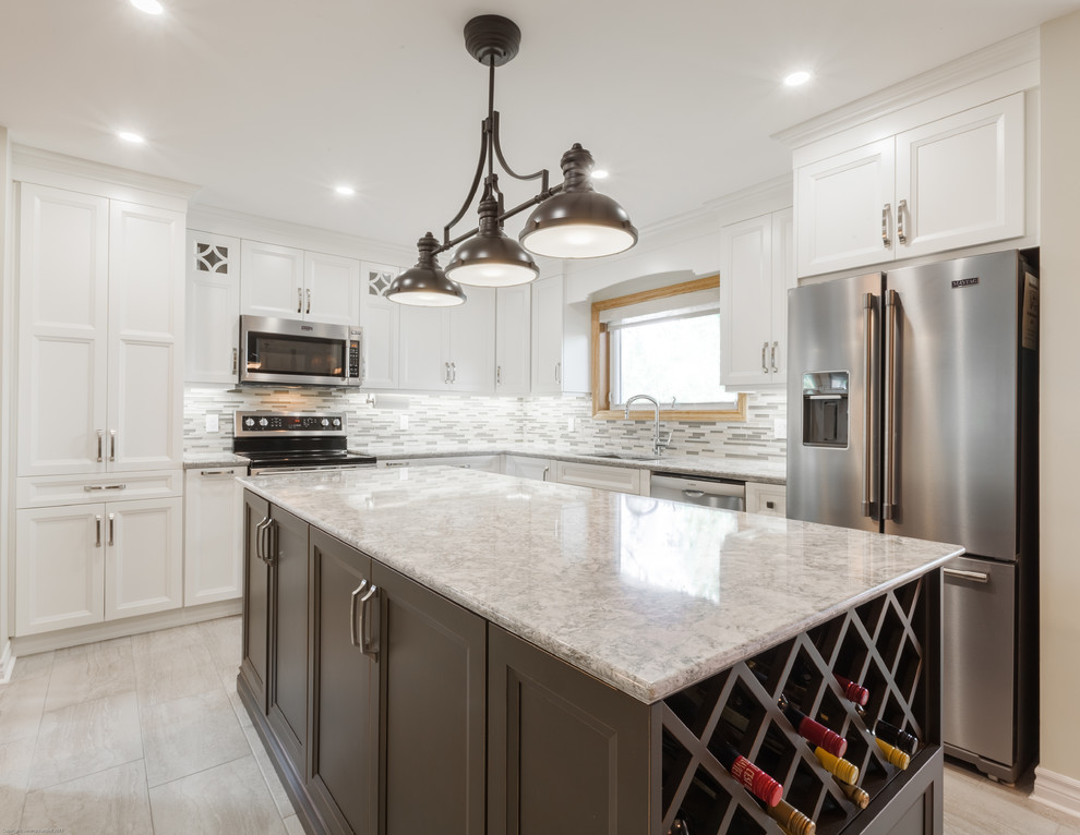 Example of a transitional kitchen design in Toronto