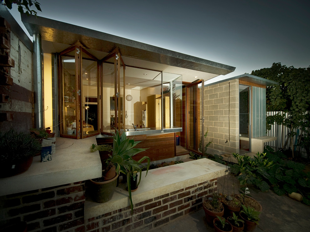 Modern patio in Adelaide.