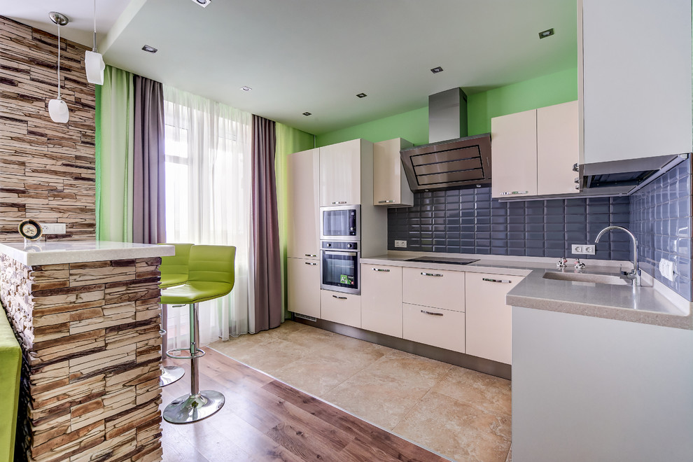 2к квартира, пр. Орджоникидзе, Спб.