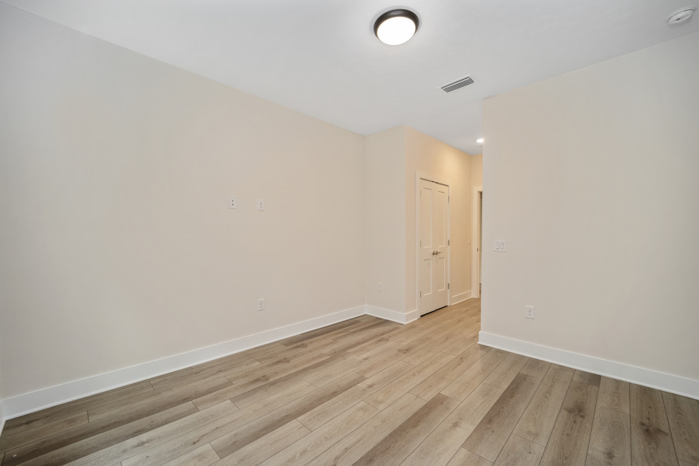 New Home - The Weston Model - 2,052