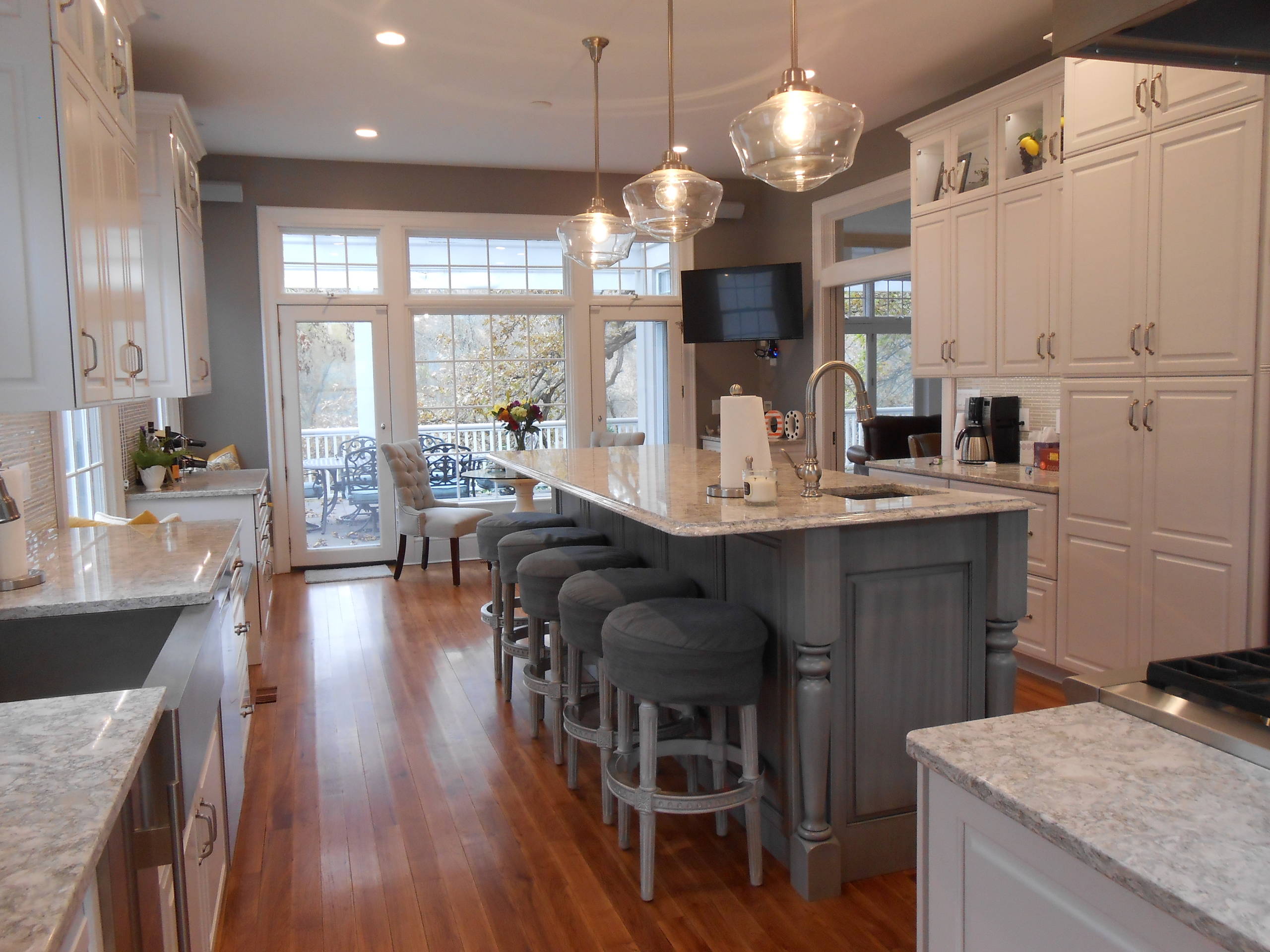 Cool Contemporary Kitchen Remodel with Window Seating