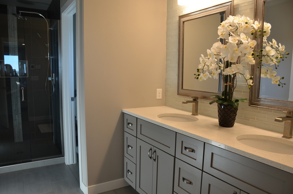 Home design - transitional home design idea