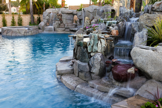 Waterfall Oasis tropisk-pool