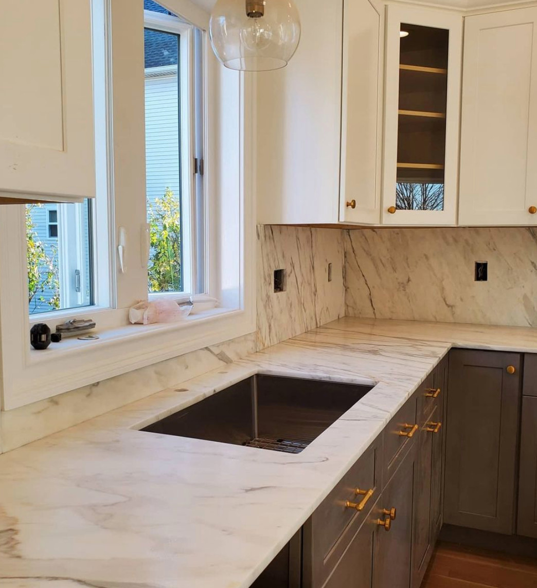Carrara Marble Backsplash & Countertops