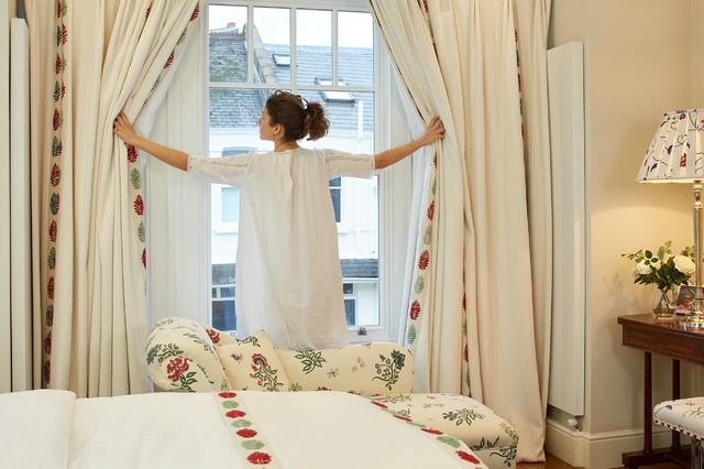 Sash Windows american-traditional-bedroom